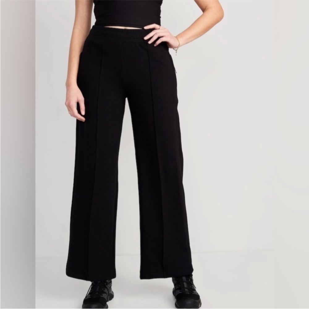 NEW! Black High-Waisted Dynamic Fleece Pintucked Wide-Leg Pants - Multiple 🎲
